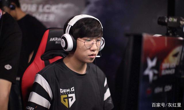 年轻中锋的 年轻中锋的