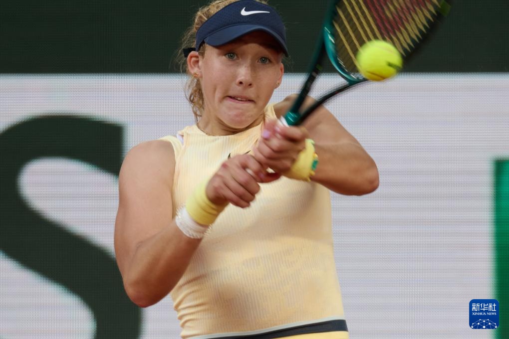 高光表现背 高光表现背