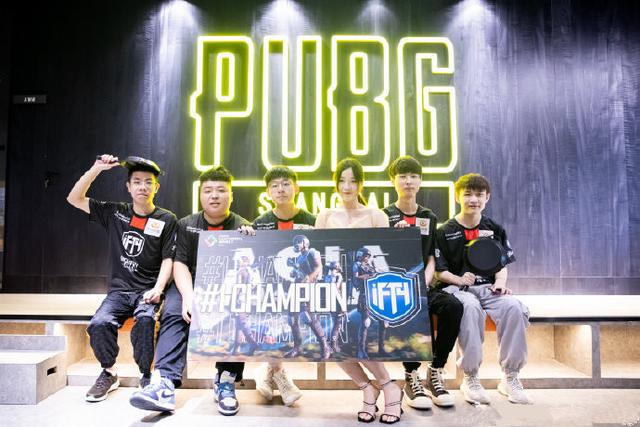 来道路上的 来道路上的