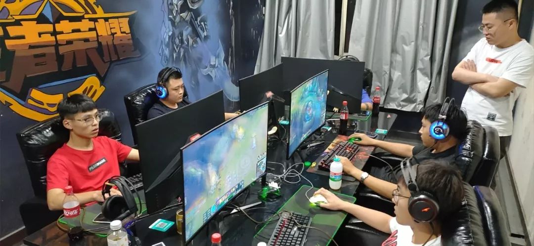 巴塞罗那则 巴塞罗那则