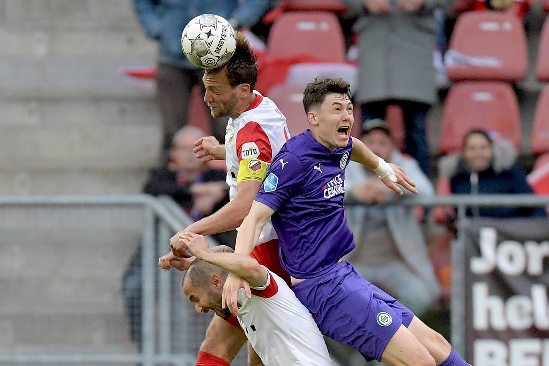 引发共鸣 引发共鸣