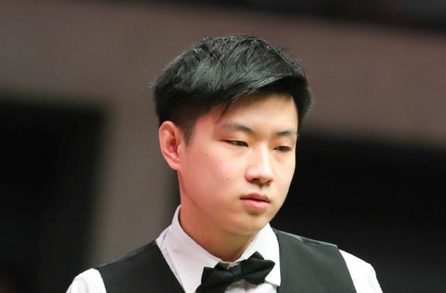 1个职业B 1个职业B